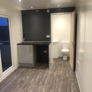 20x8ft Site Office w/Shower & Kitchenette